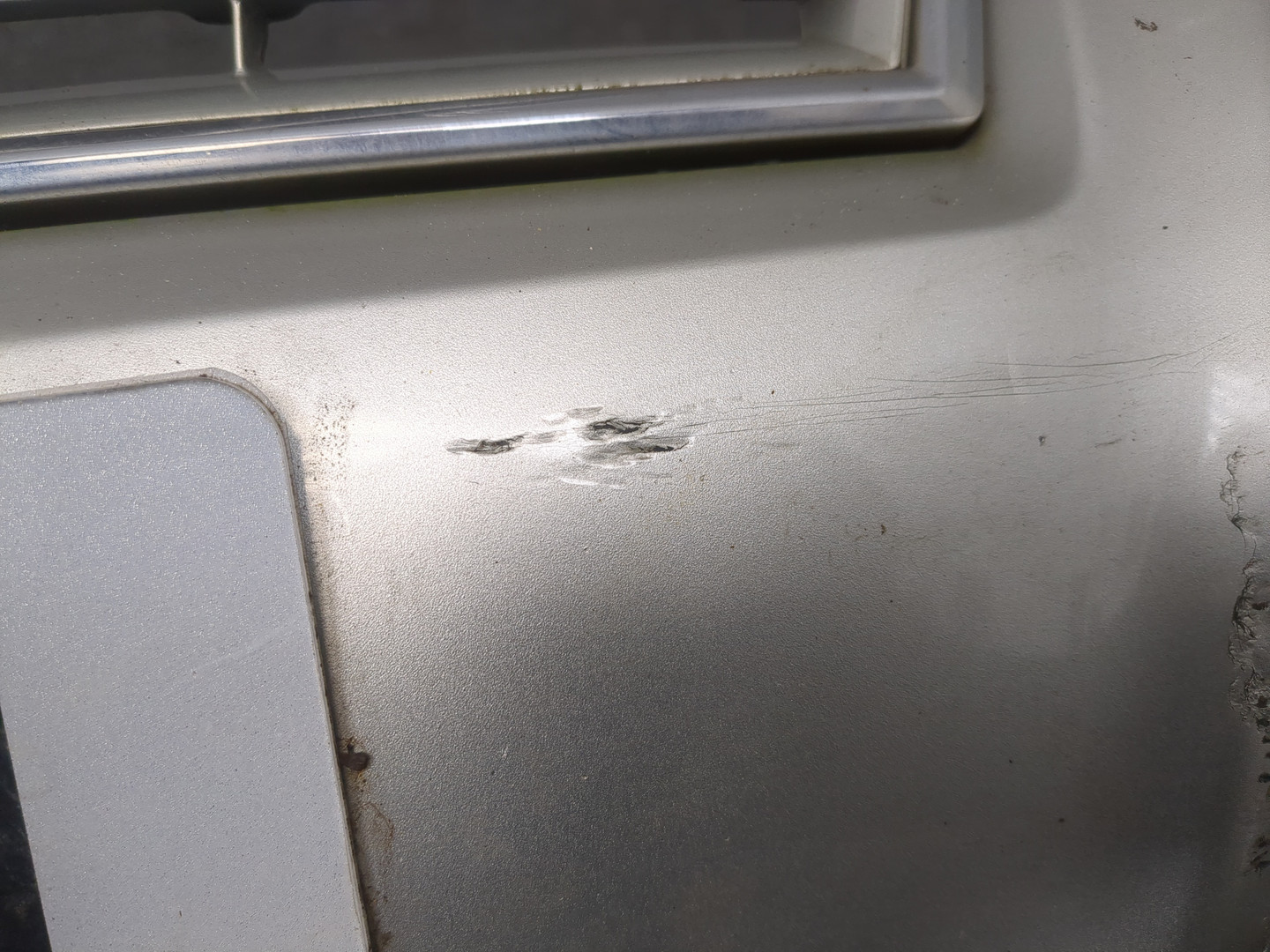 Бампер передний