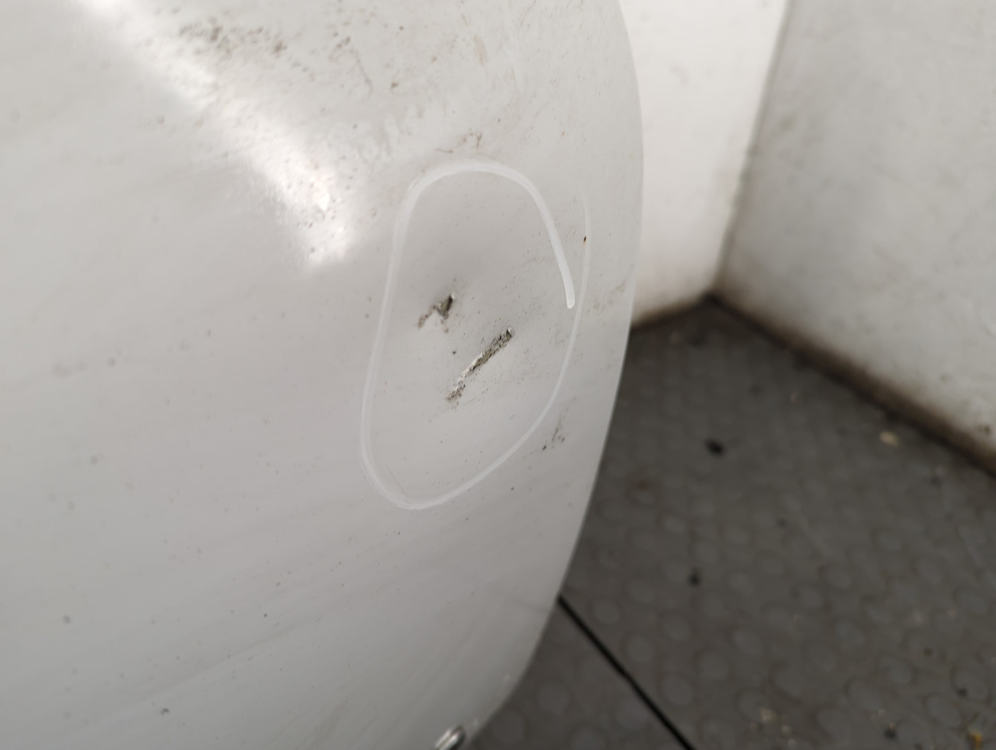 Дверь багажника