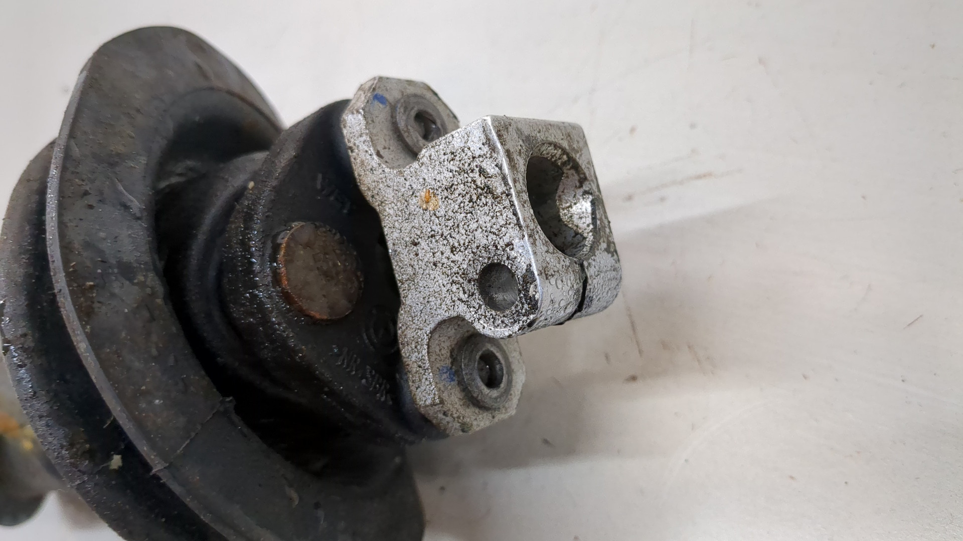 Кардан рулевой