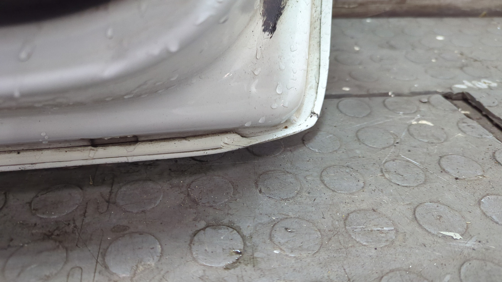 Дверь передняя левая