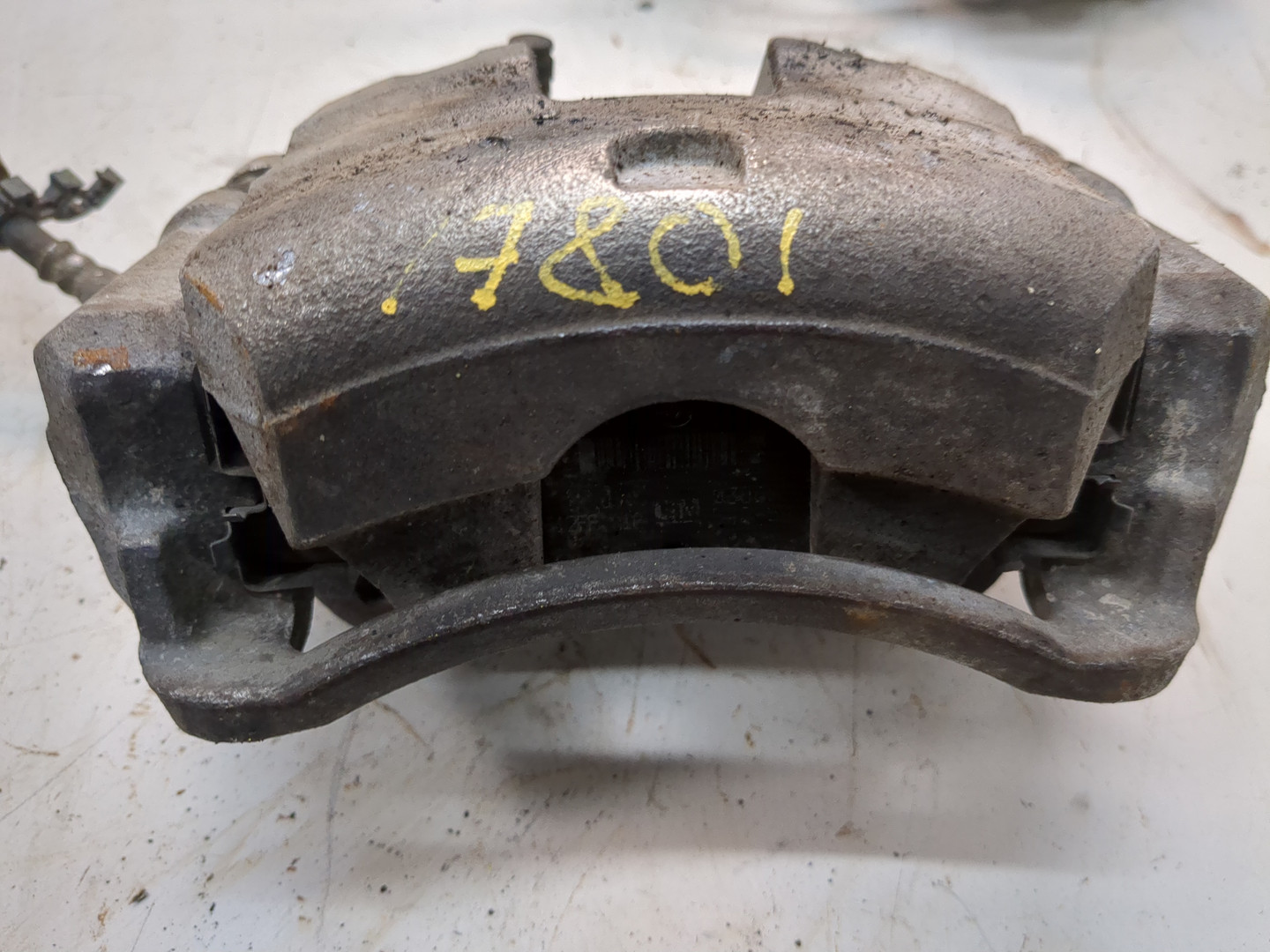 Суппорт передний правый