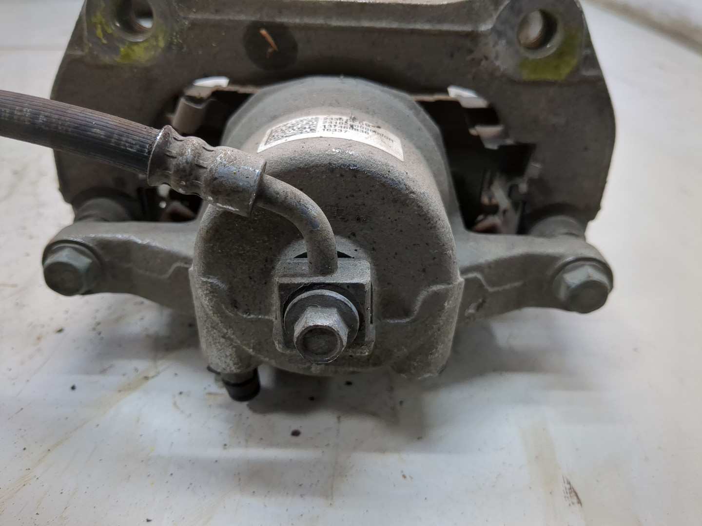 Суппорт передний правый