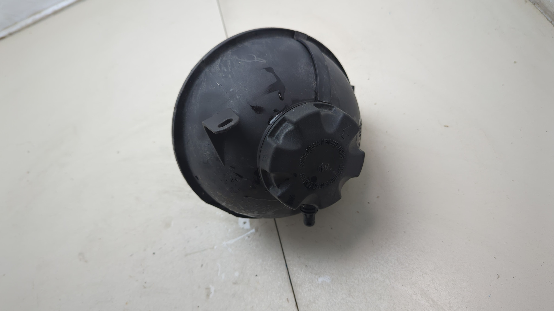 Бачок расширительный