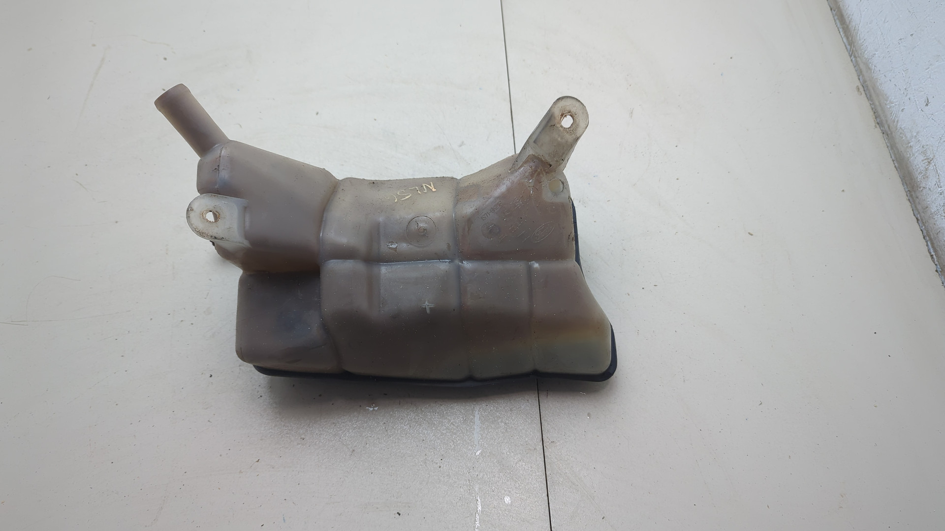 Бачок расширительный