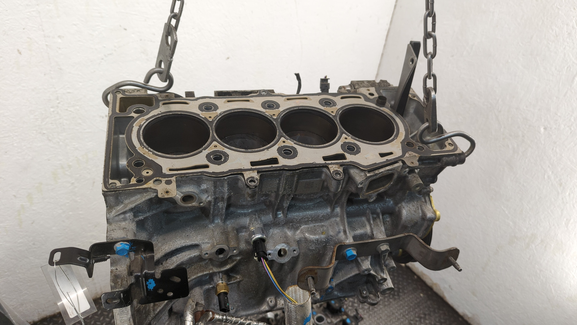 Блок двигателя