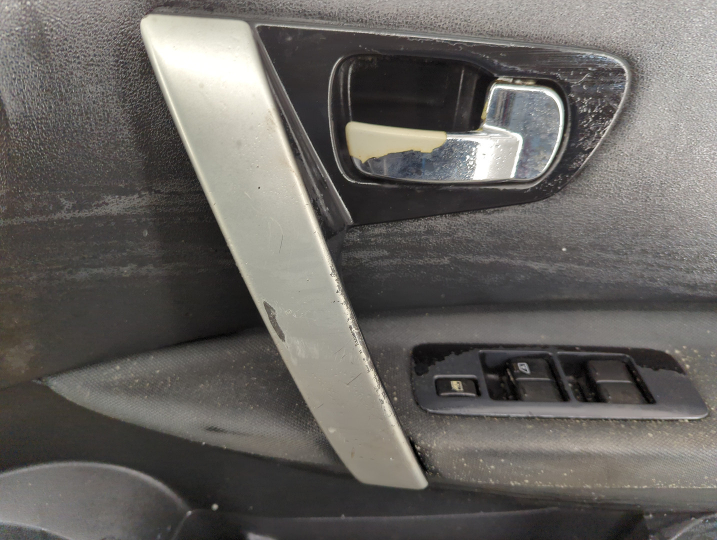 Дверь передняя правая