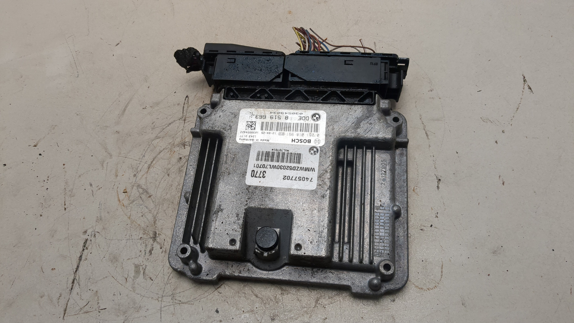 Блок управления двигателем