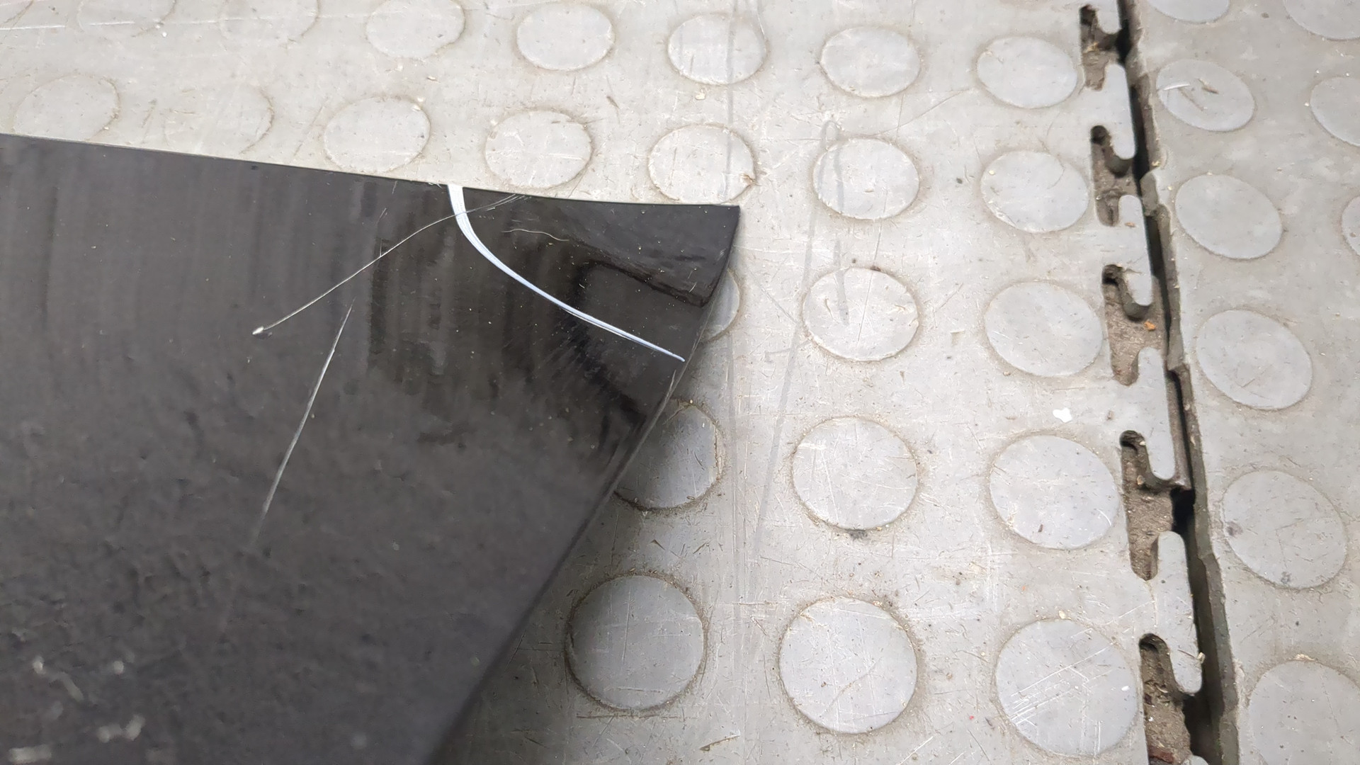 Дверь багажника