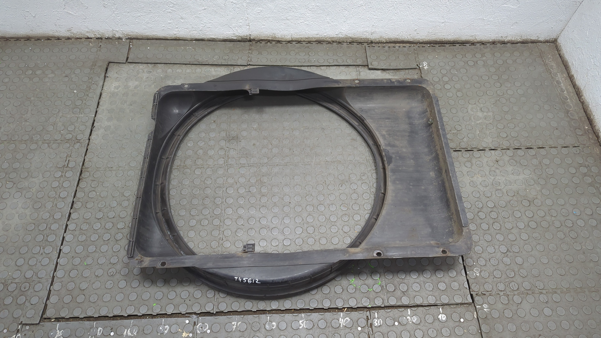 Диффузор вентилятора