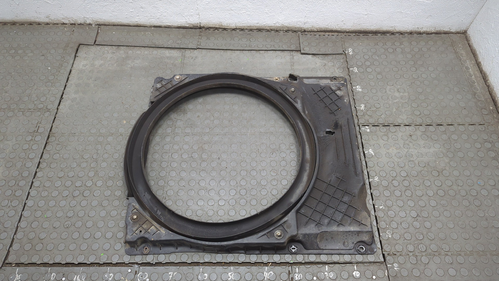 Диффузор вентилятора