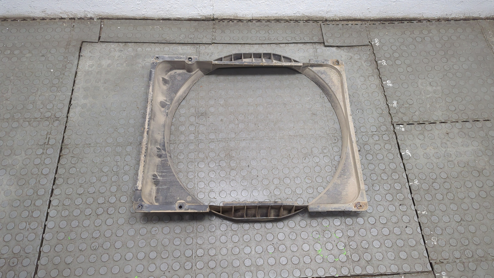 Диффузор вентилятора