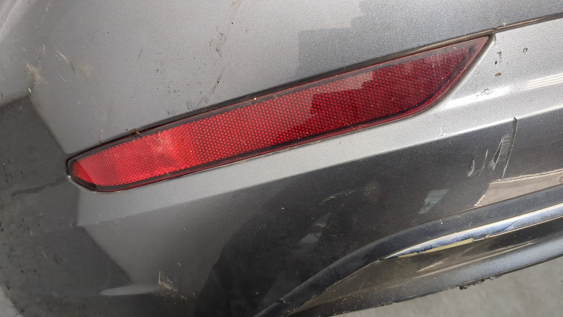 Бампер задний