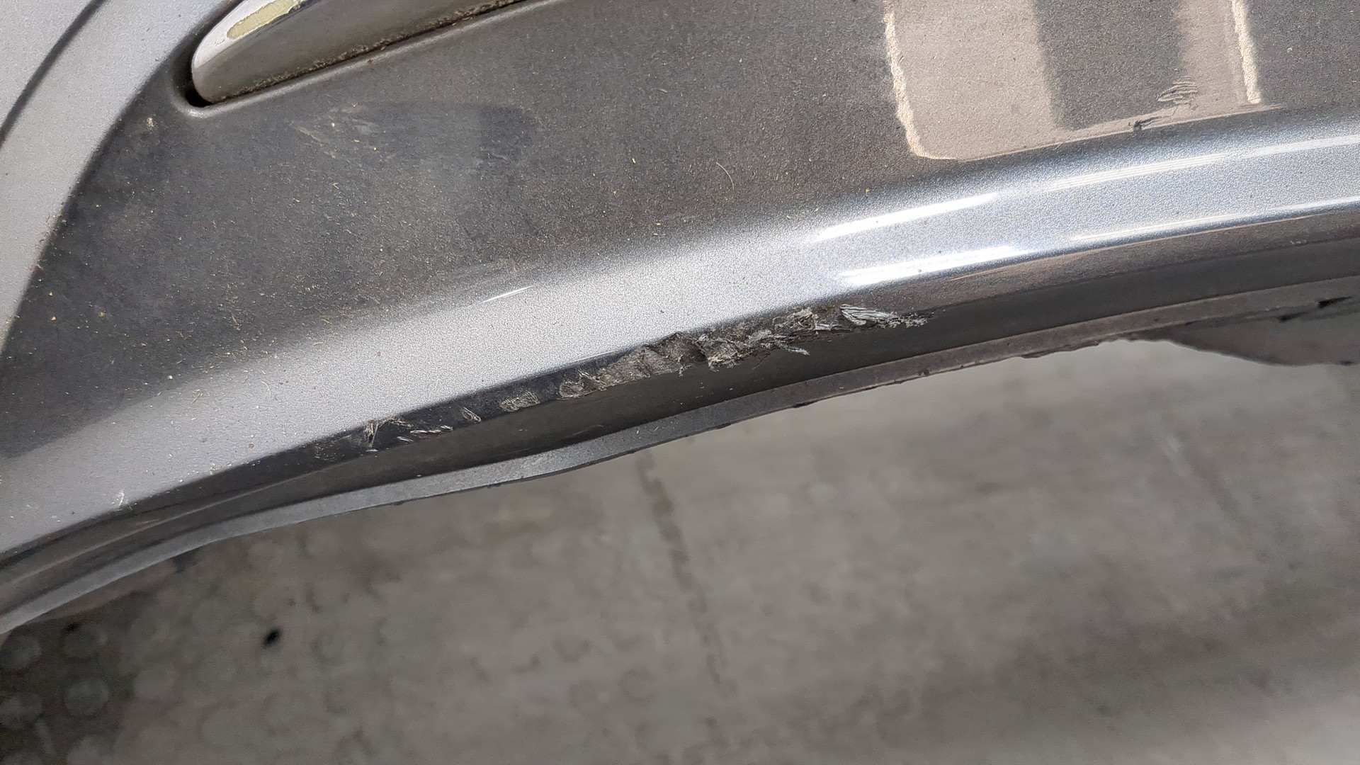 Бампер задний