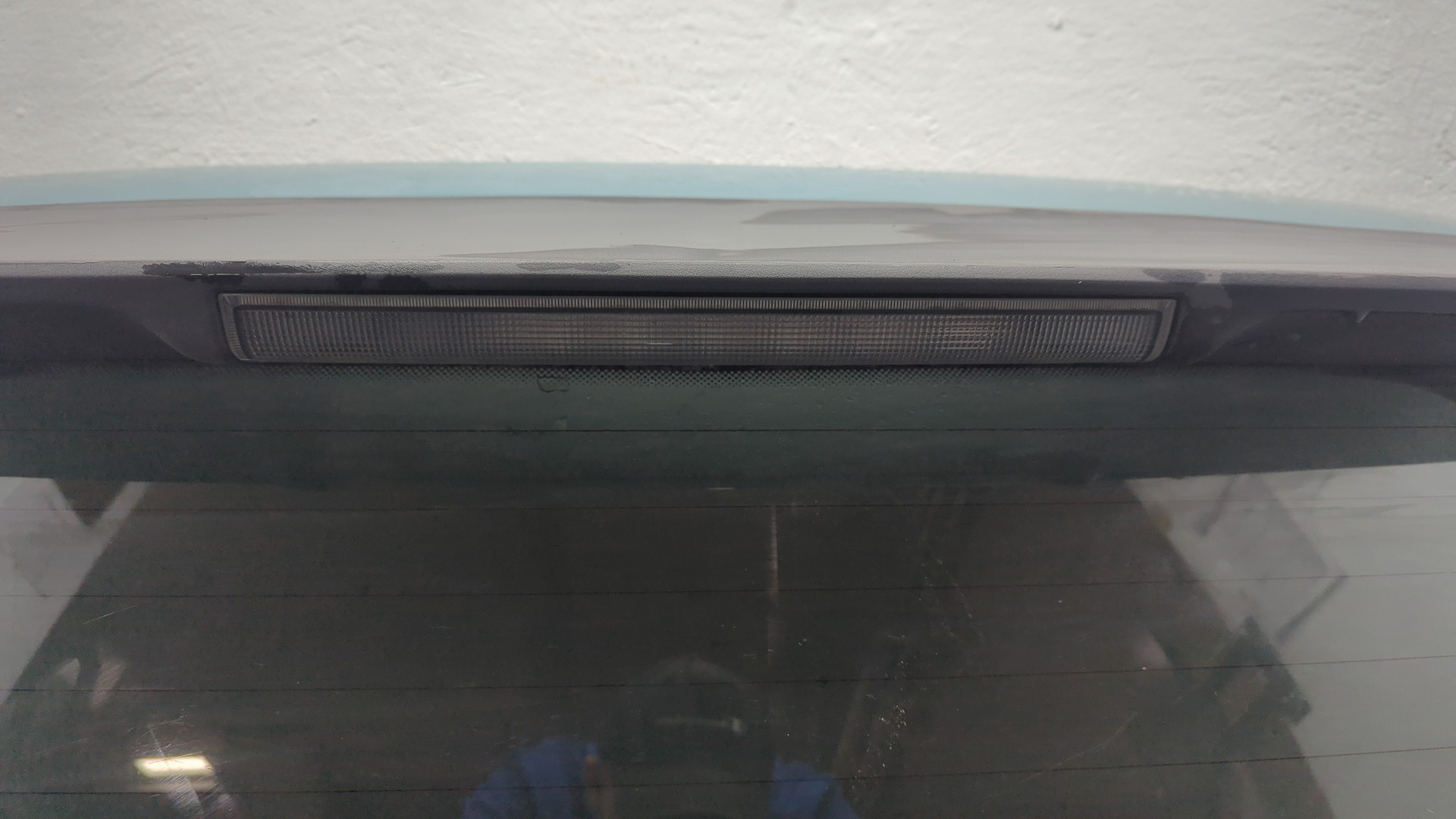 Дверь багажника