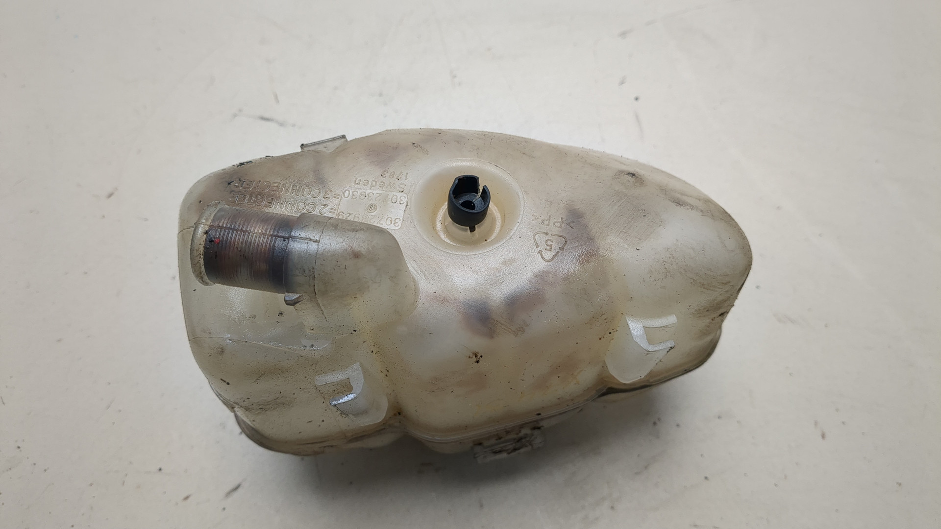 Бачок расширительный