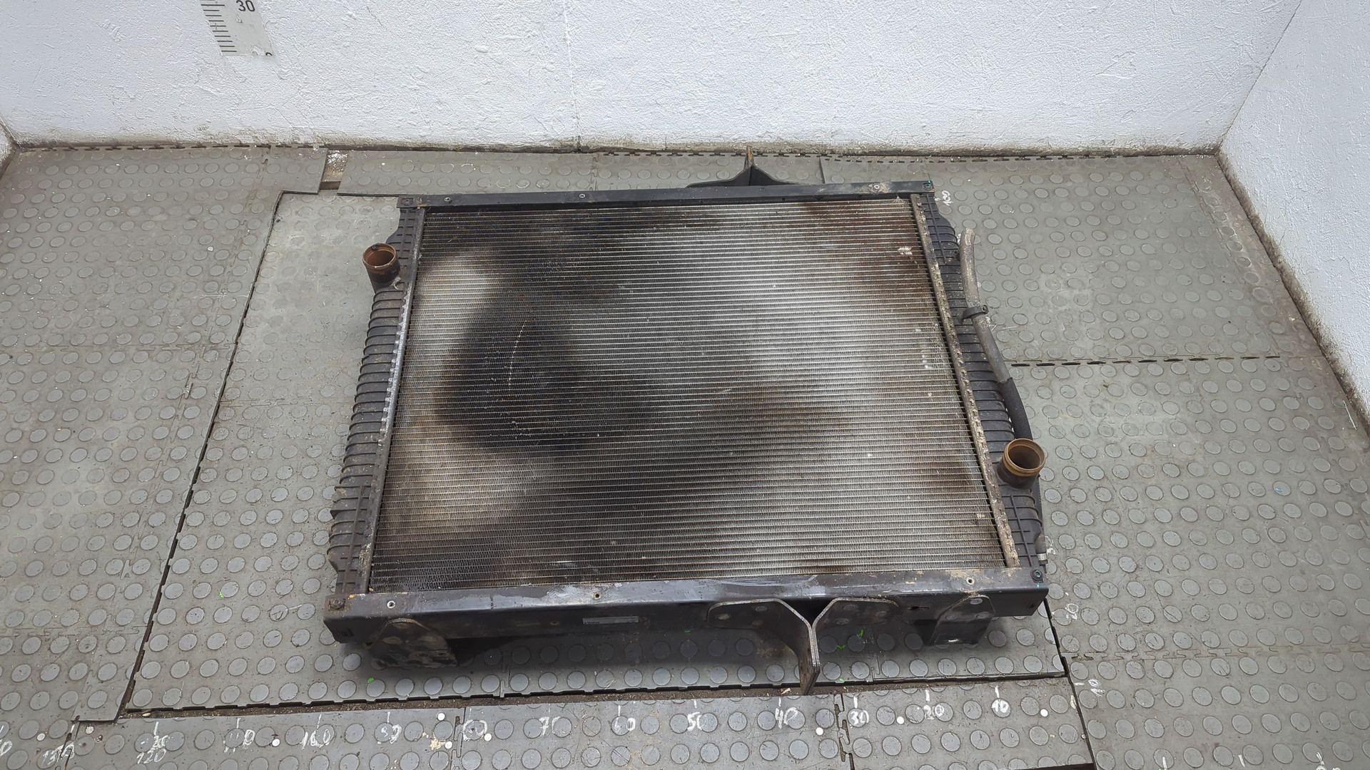 Радиатор охлаждения двигателя основной