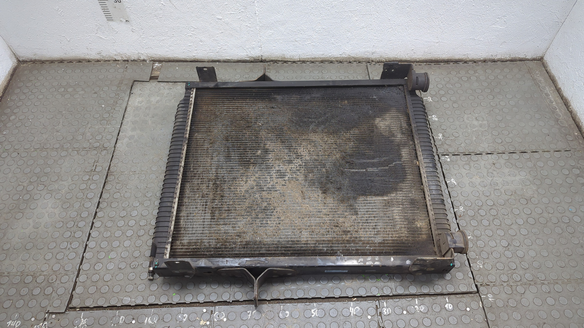 Радиатор охлаждения двигателя основной