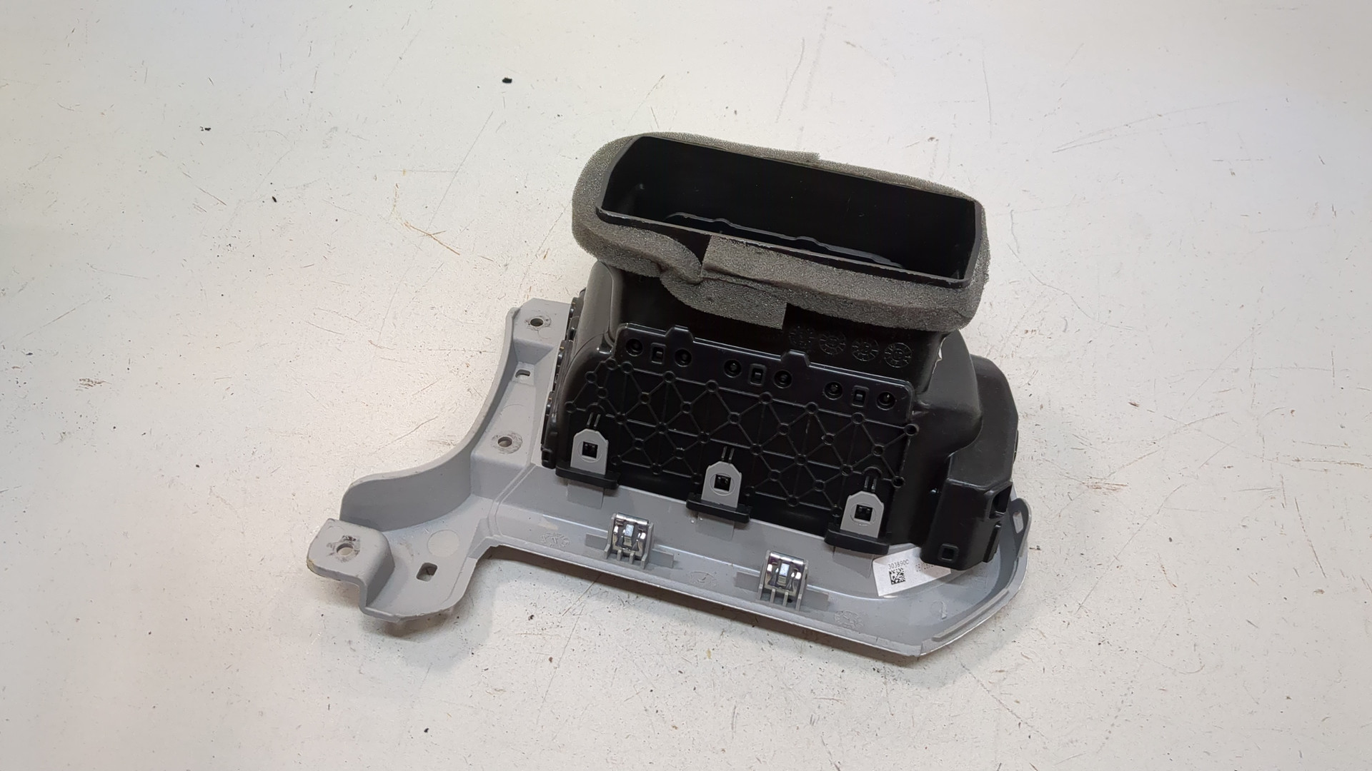 Дефлектор воздушный