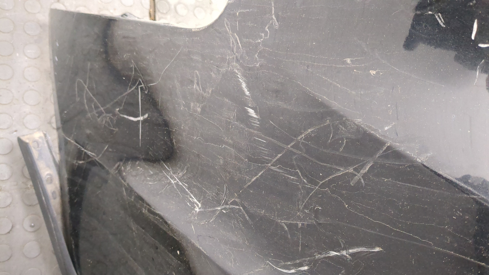 Бампер задний