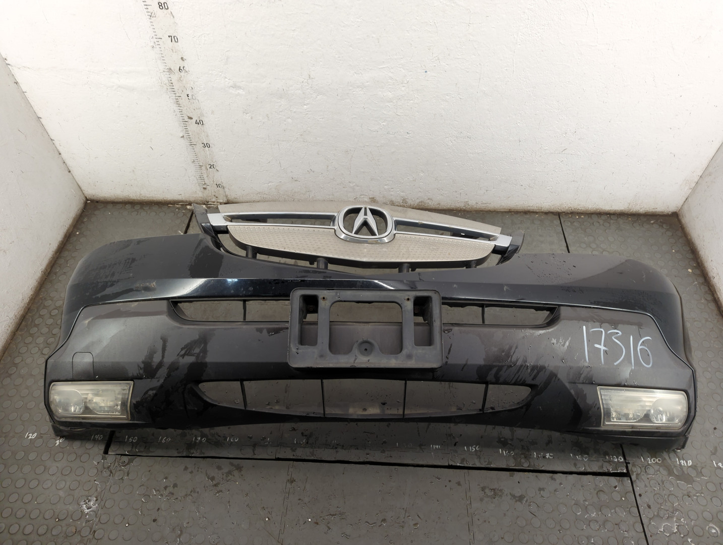 Бампер передний