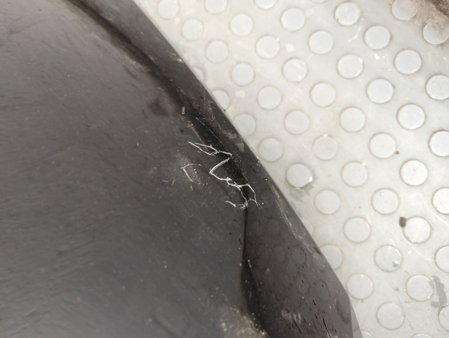 Бампер передний