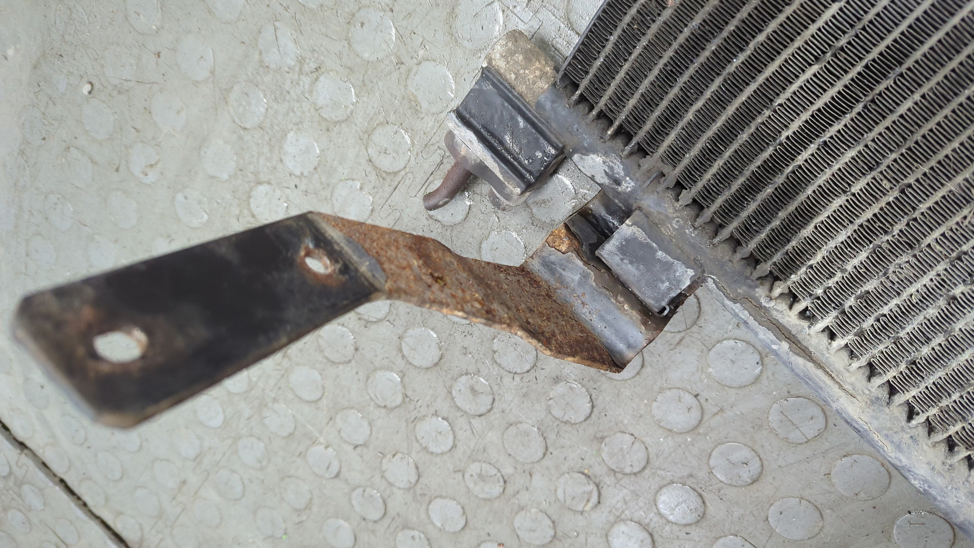 Радиатор кондиционера / конденсер