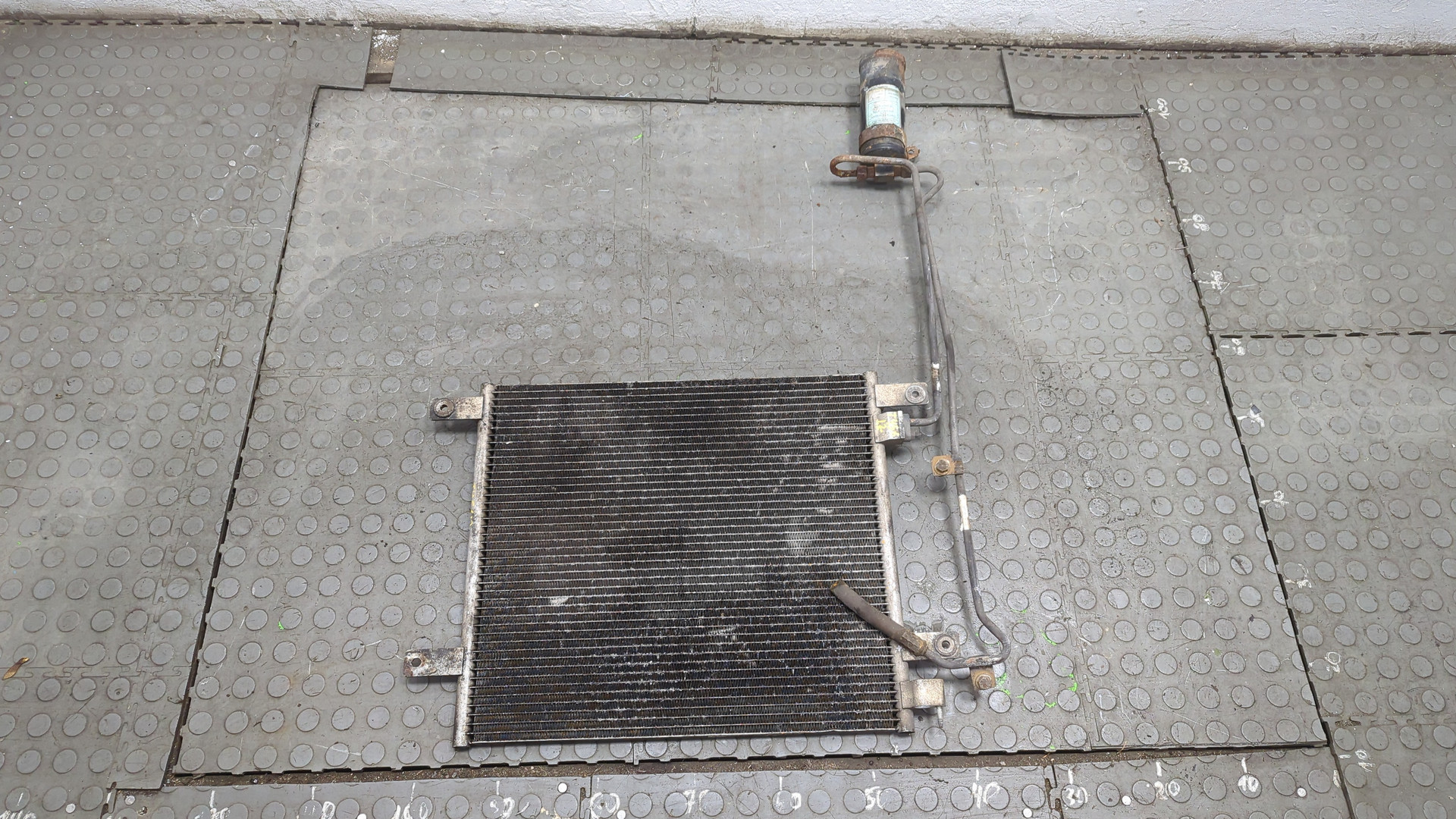 Радиатор кондиционера / конденсер