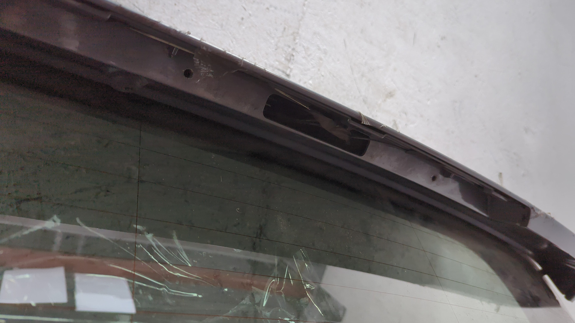 Дверь багажника