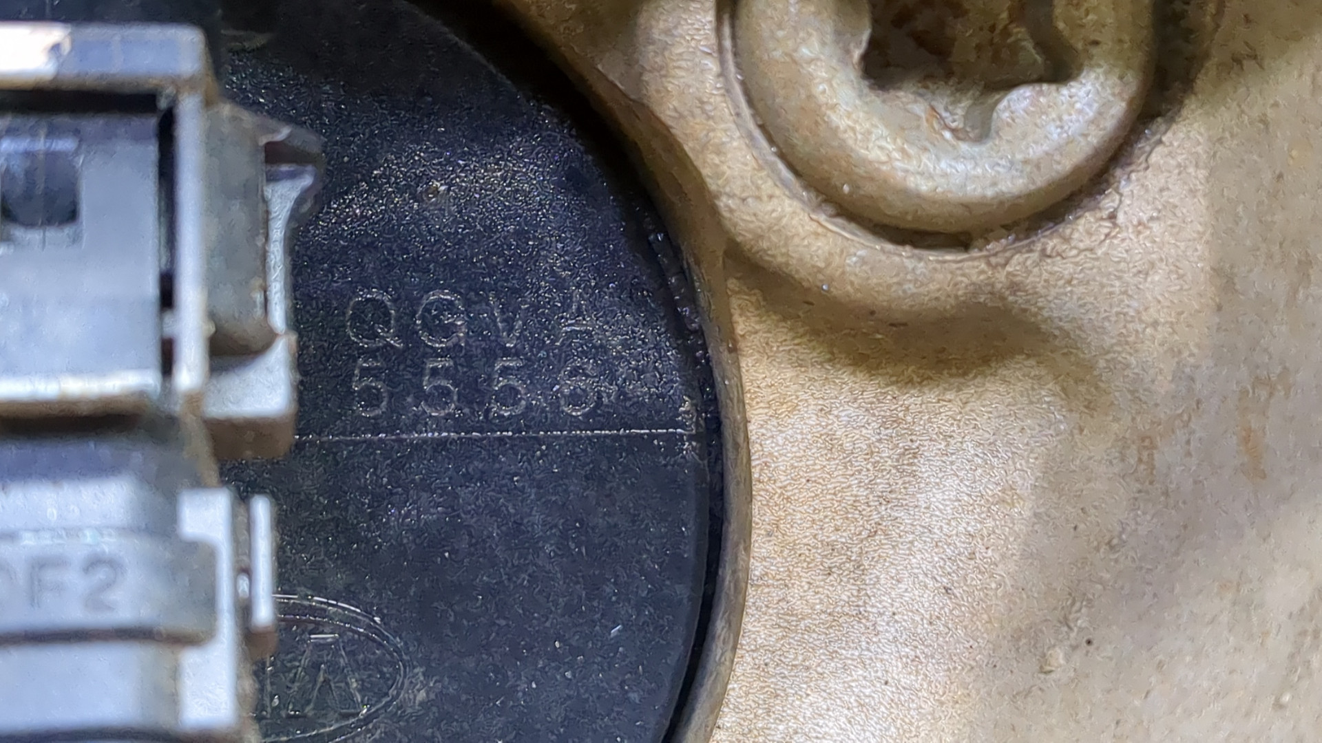 Кулак поворотный задний правый