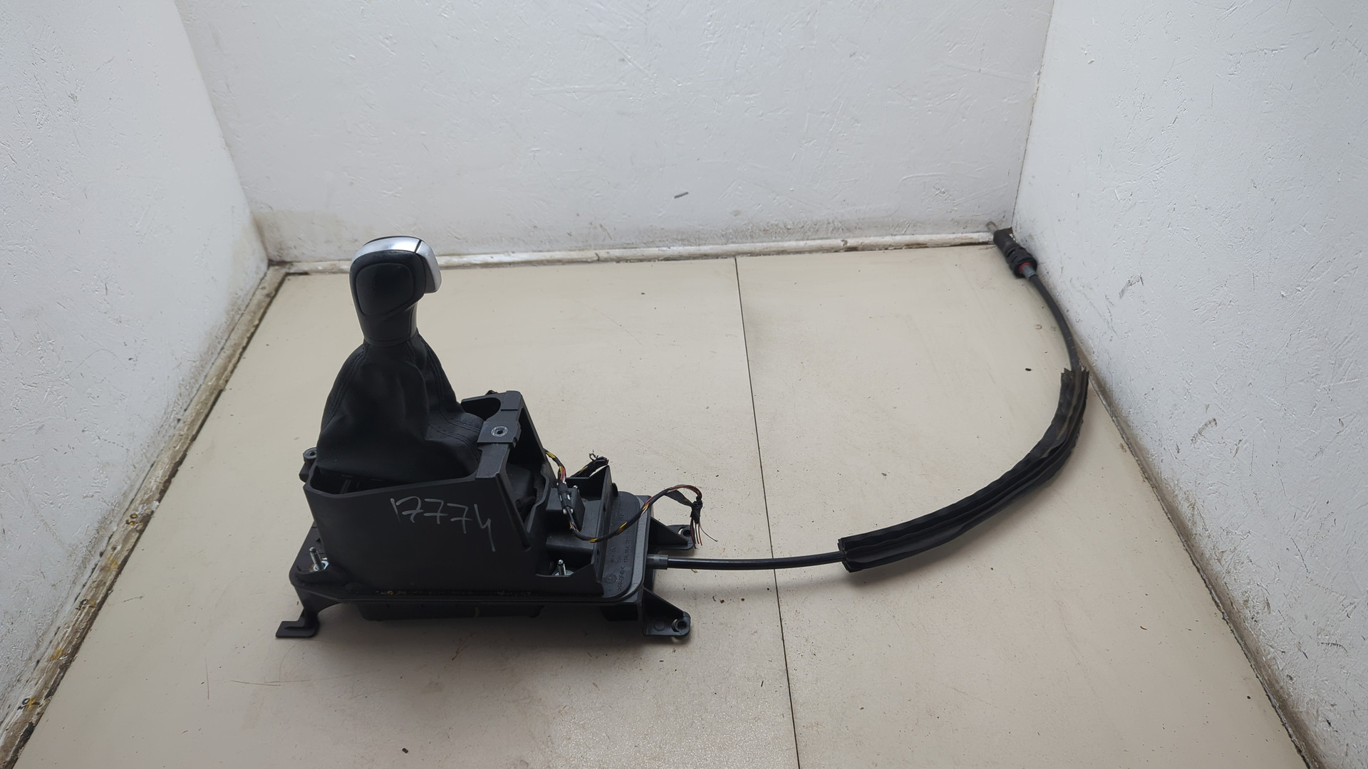 Кулиса МКПП / АКПП