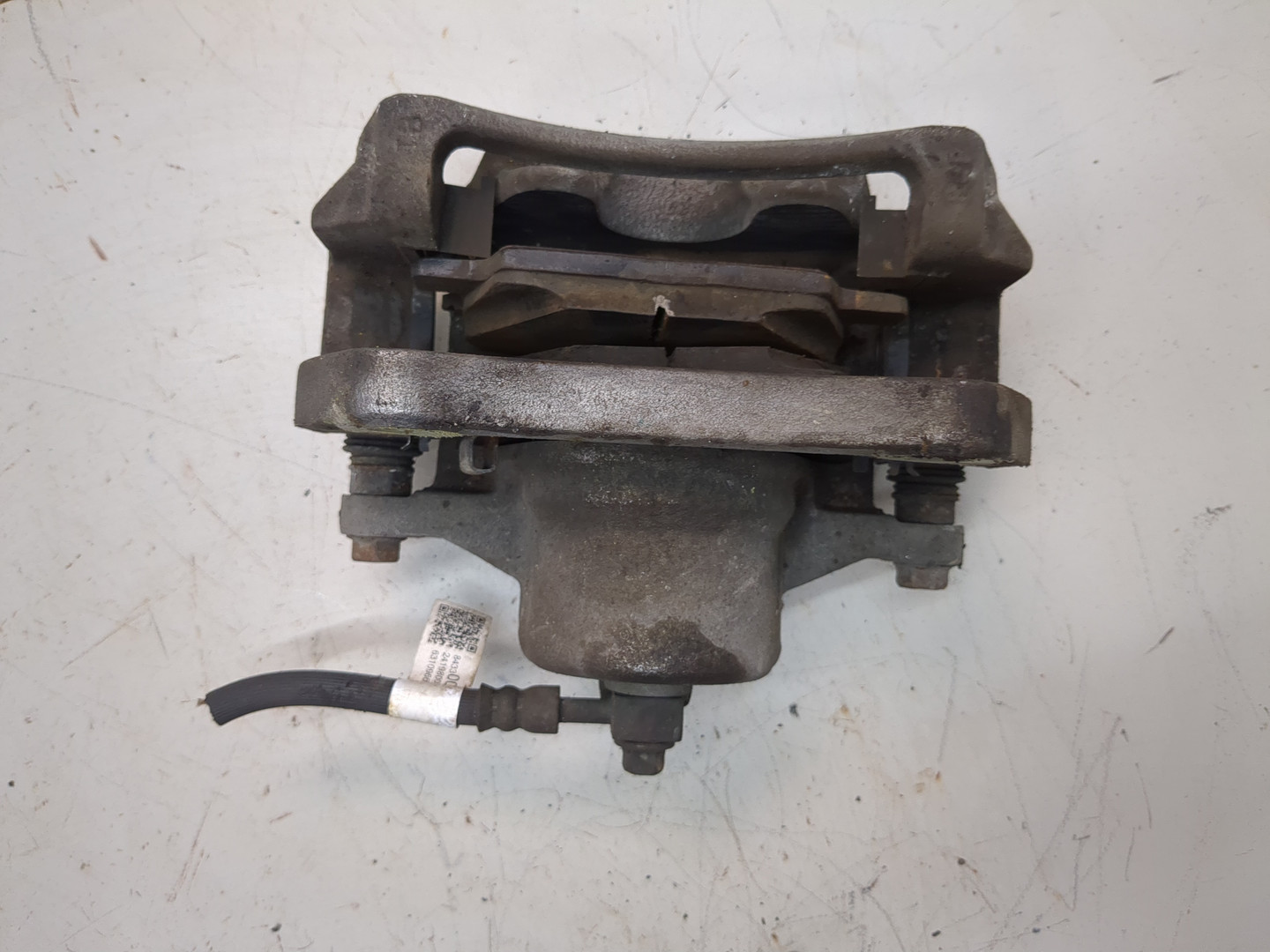 Суппорт передний правый