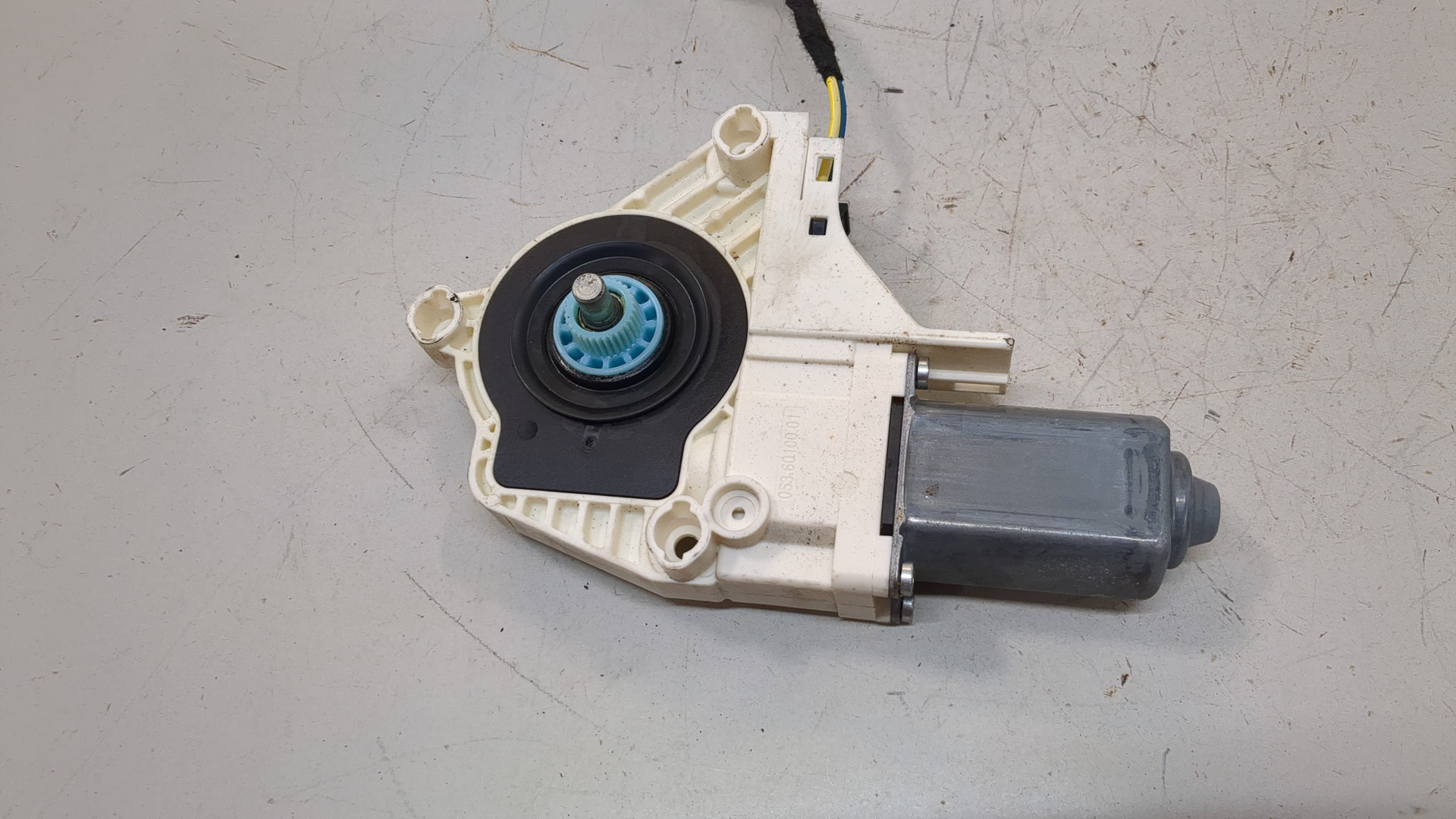 Моторчик стеклоподъемника