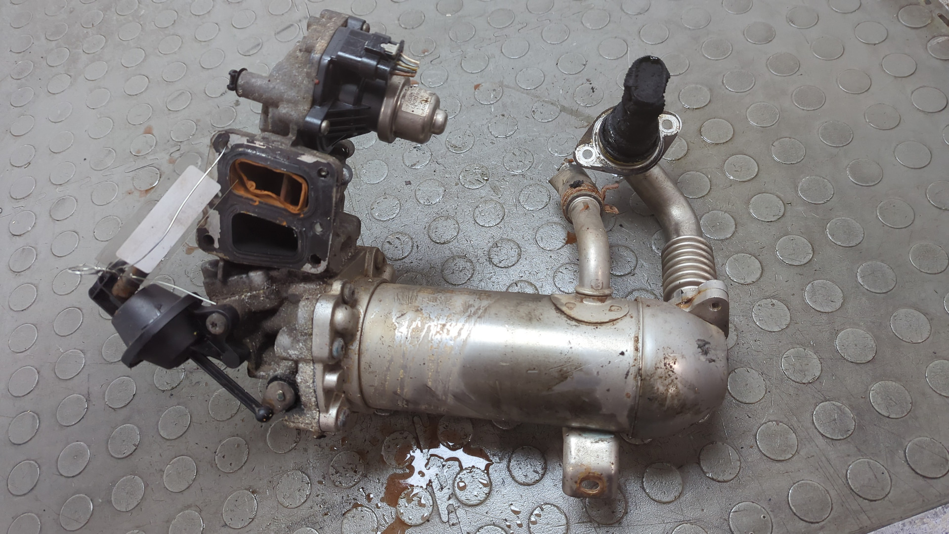 Клапан рециркуляции выхлопных газов (EGR)