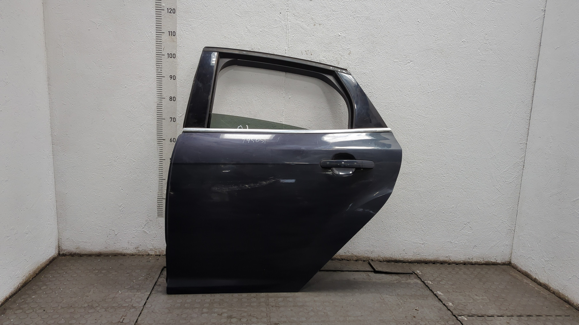 Дверь задняя левая