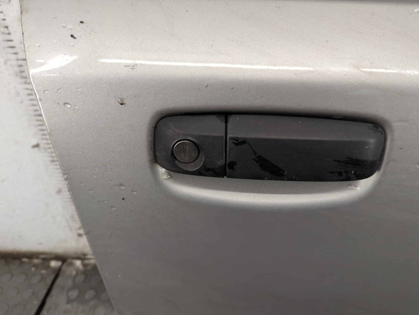 Дверь передняя правая