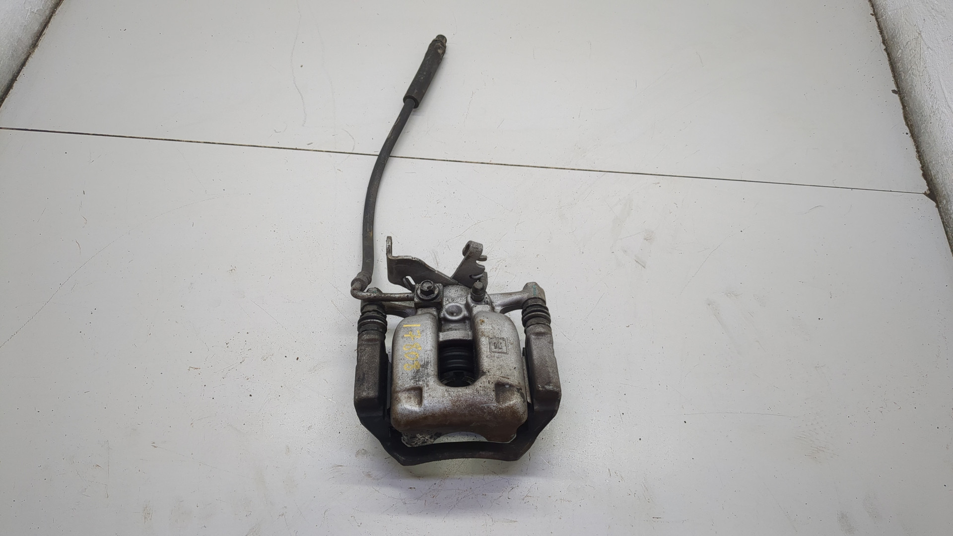 Суппорт задний правый