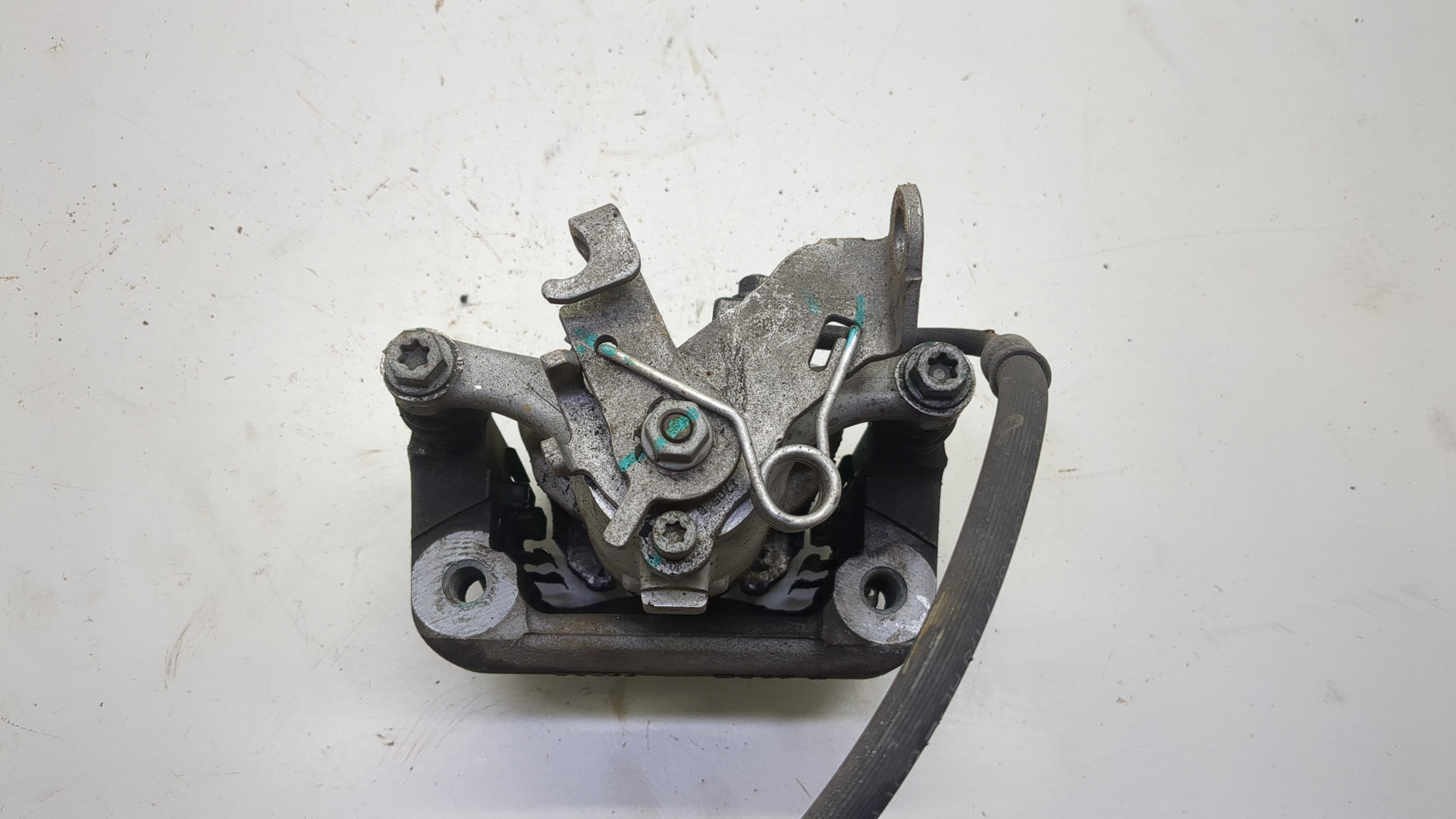 Суппорт задний правый