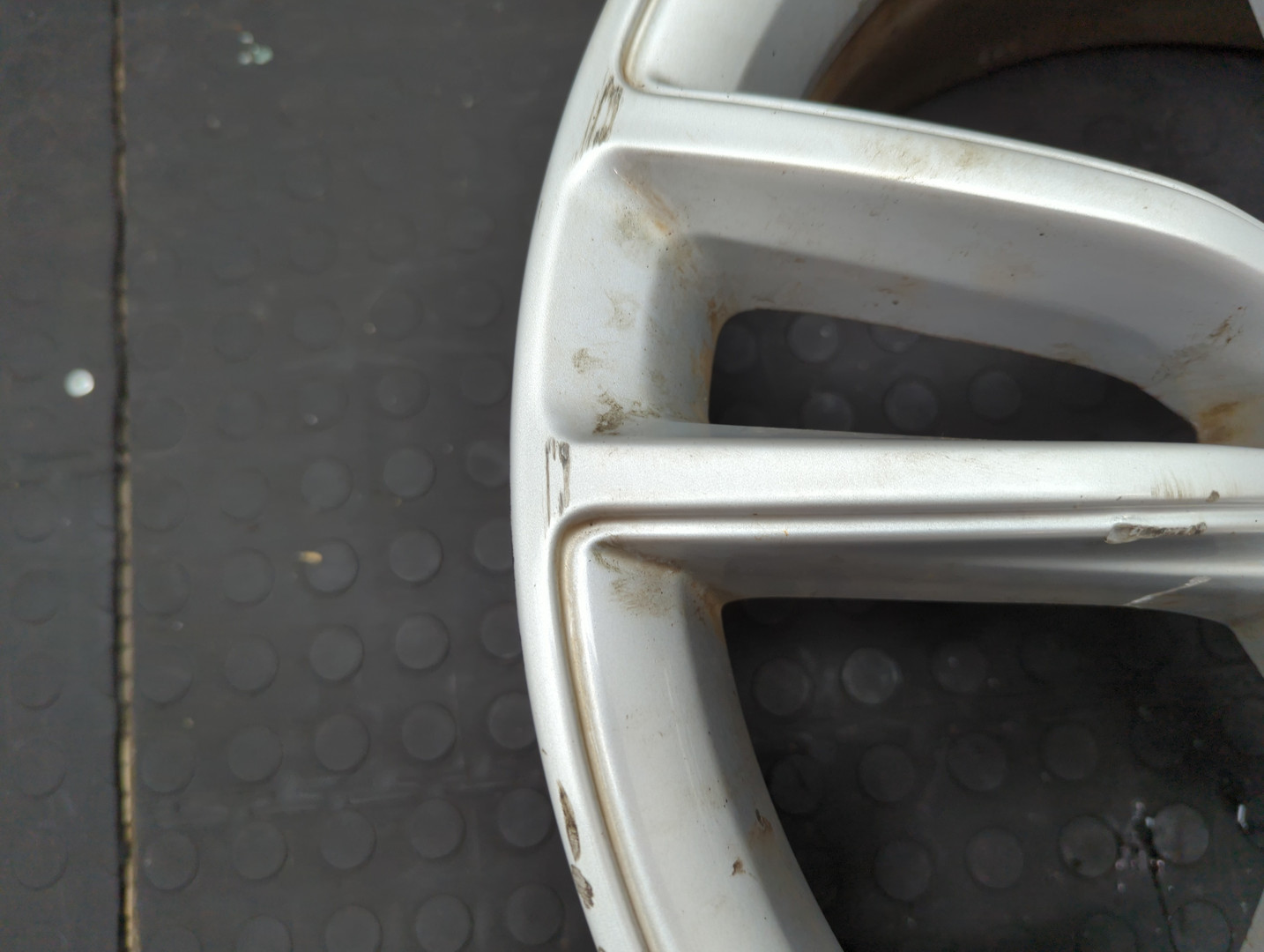 Диски колесные литые легкий сплав 4 шт