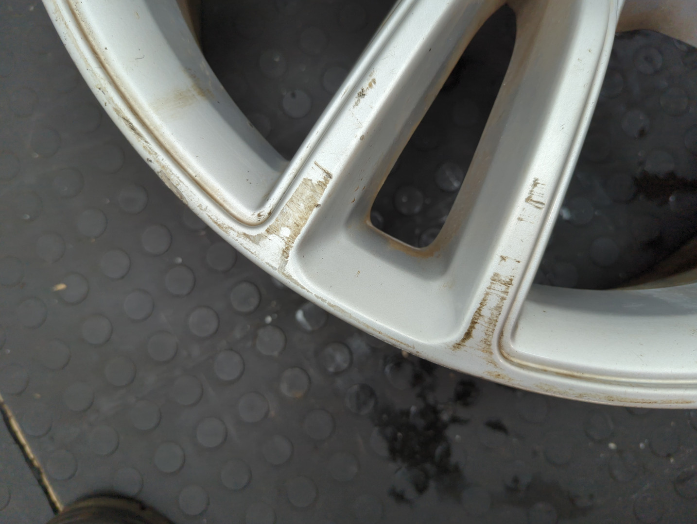 Диски колесные литые легкий сплав 4 шт