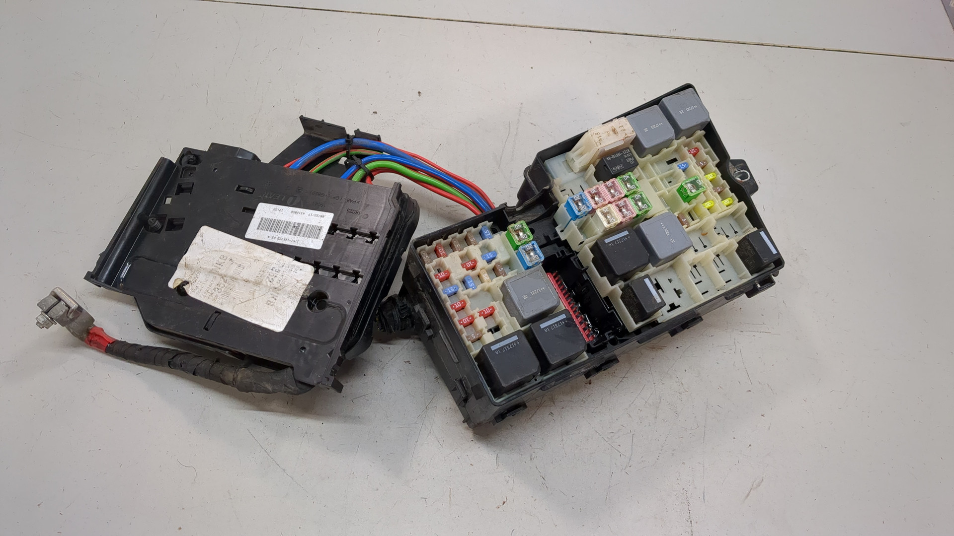 Блок предохранителей