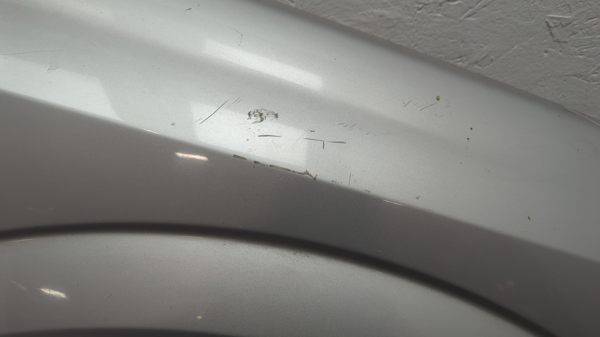 Крыло переднее правое