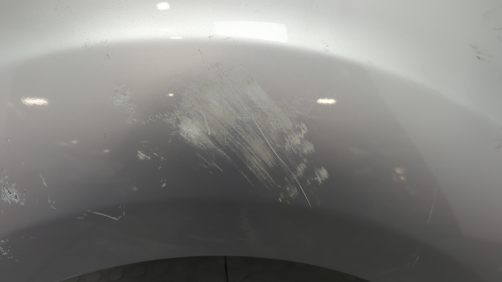 Крыло переднее правое