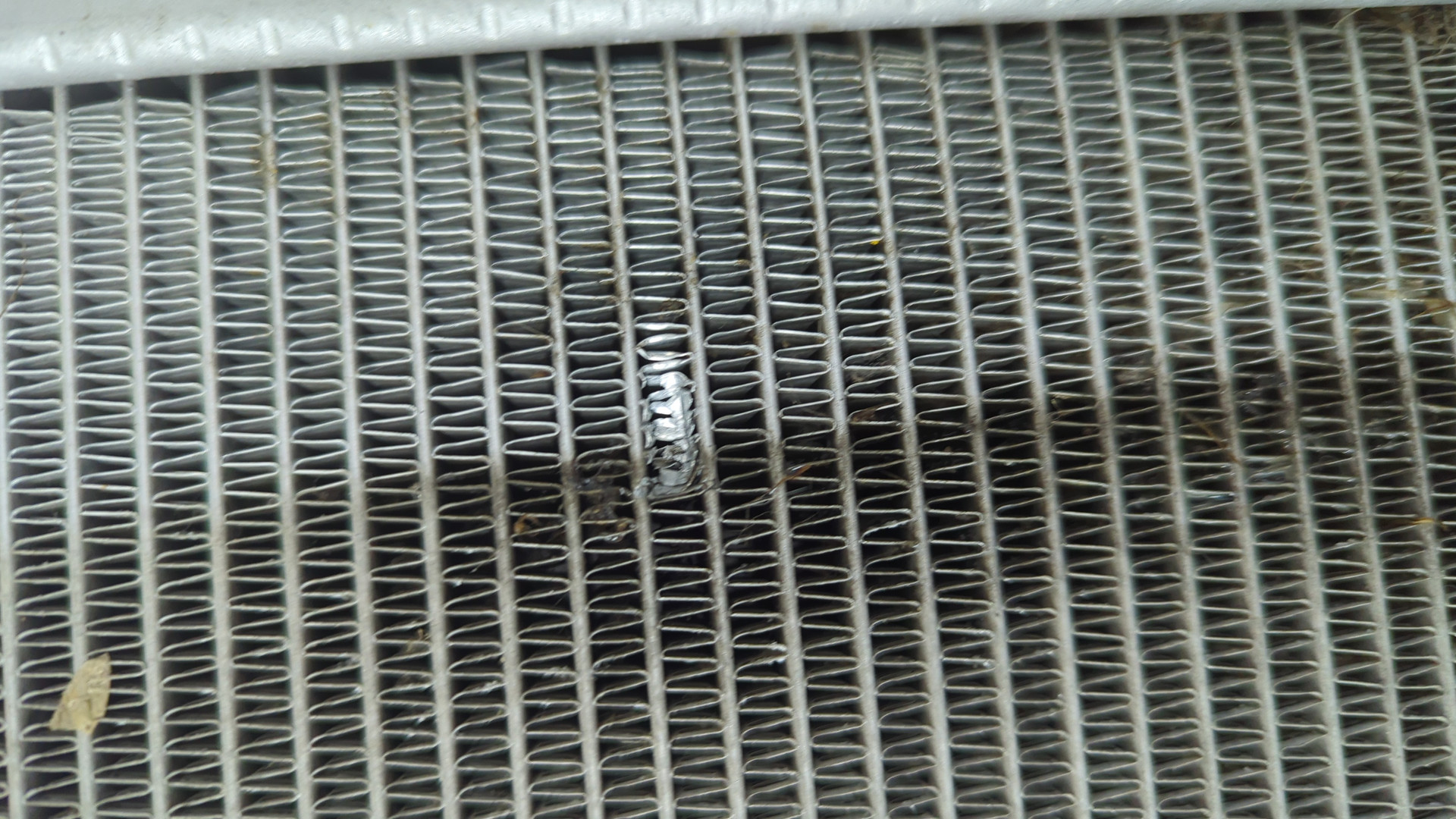 Радиатор охлаждения двигателя основной