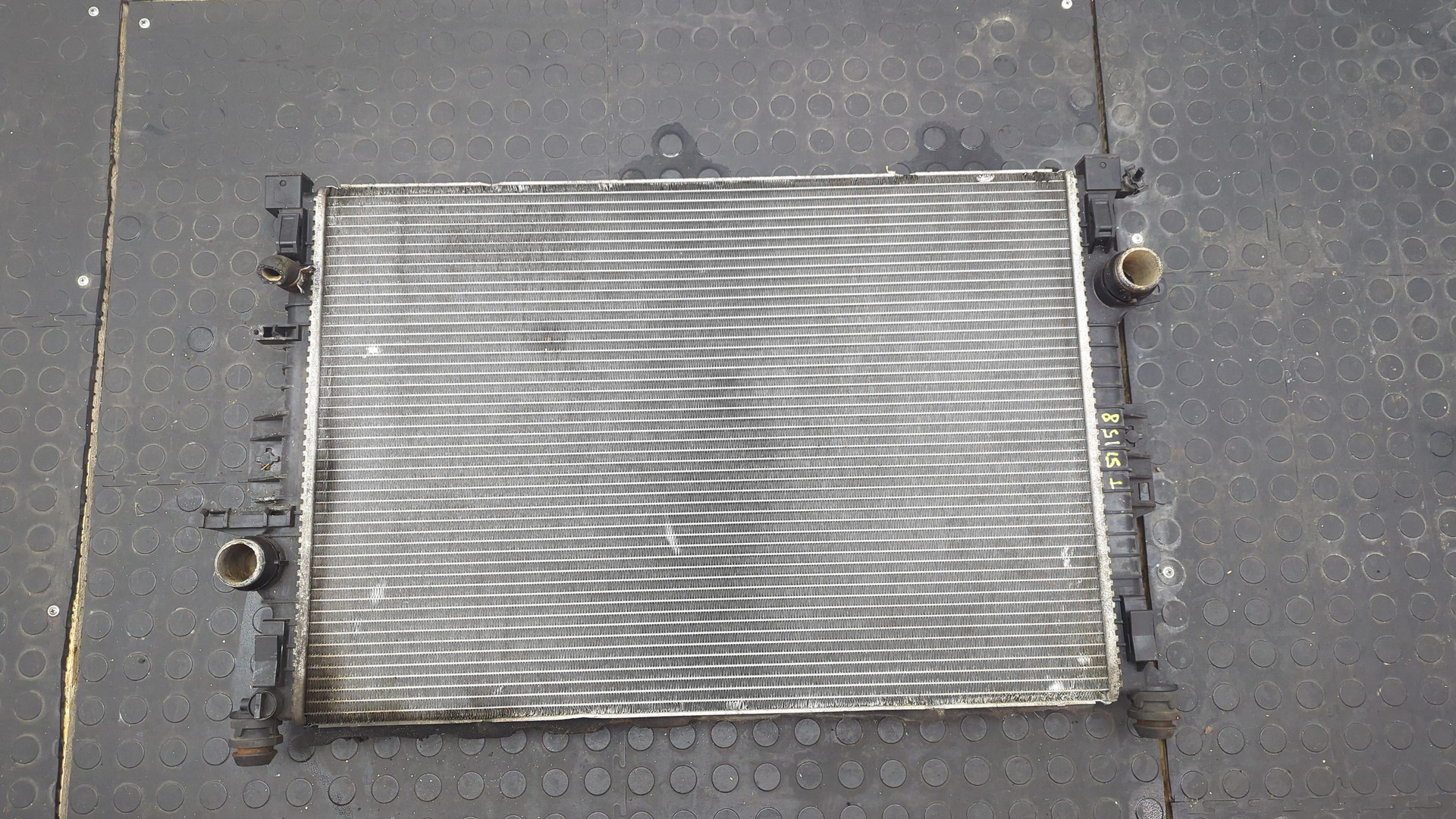 Радиатор охлаждения двигателя основной