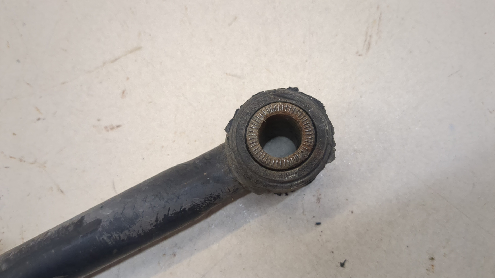 Рычаг задний