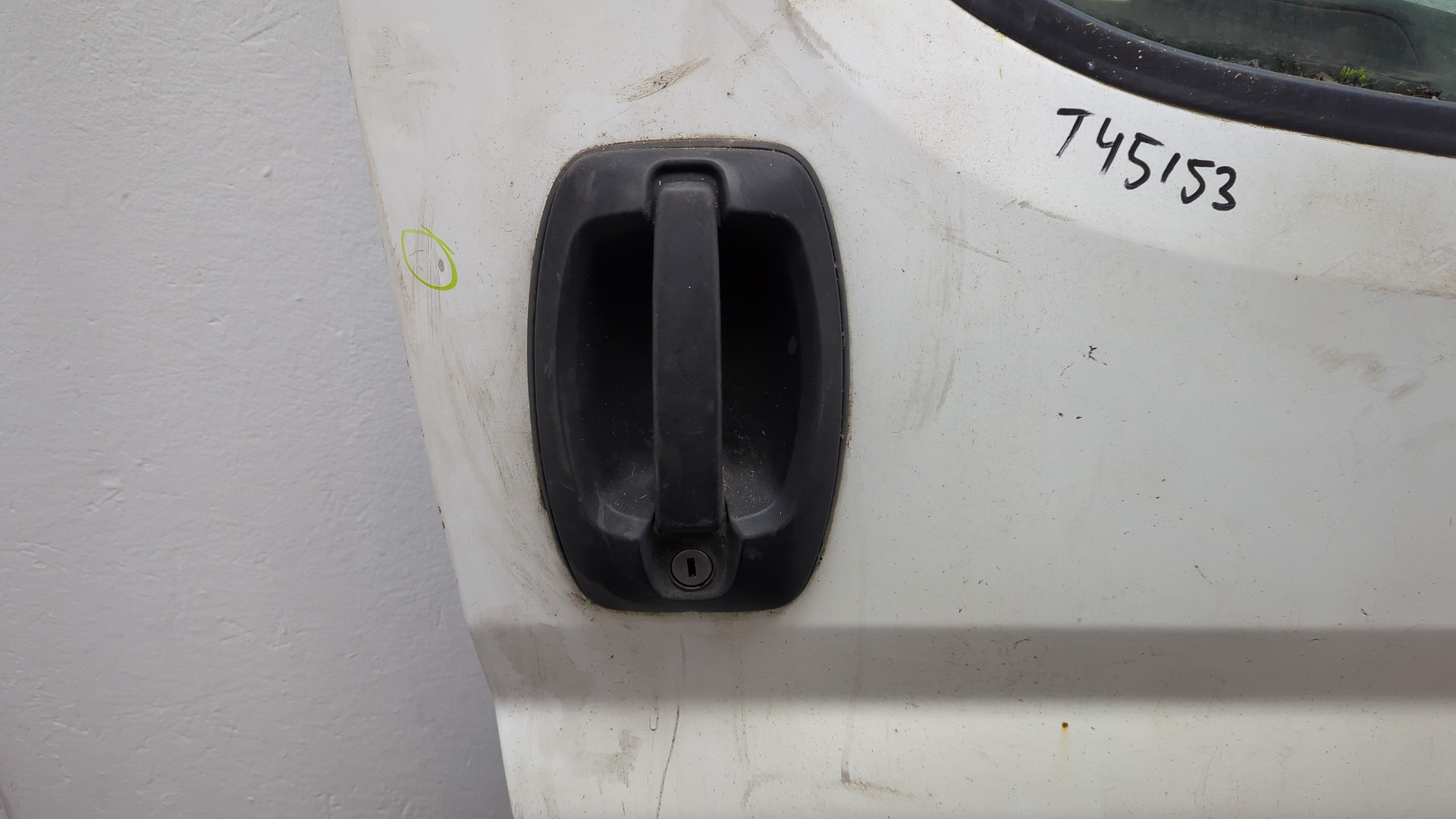 Дверь передняя правая