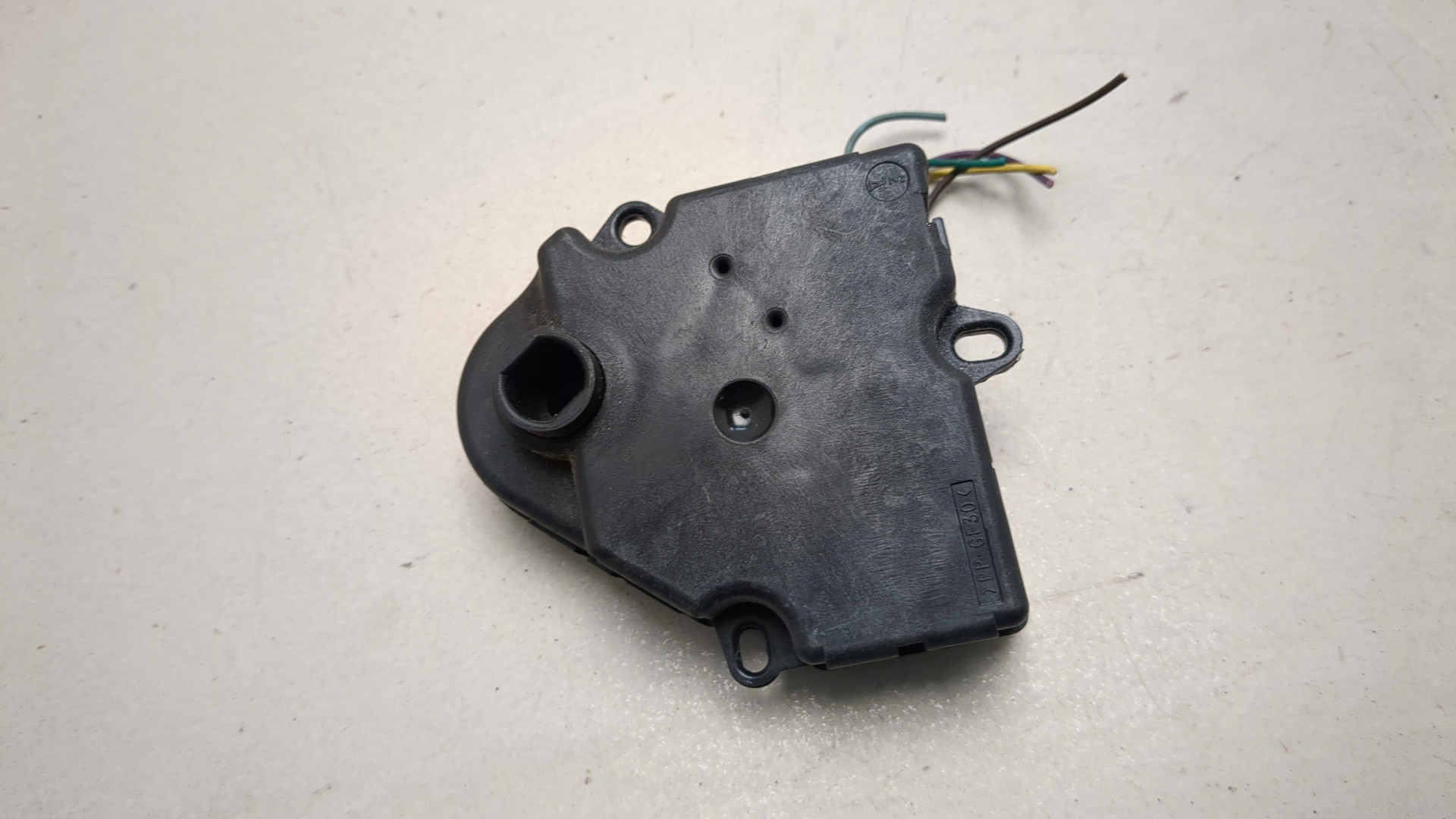 Моторчик заслонки печки