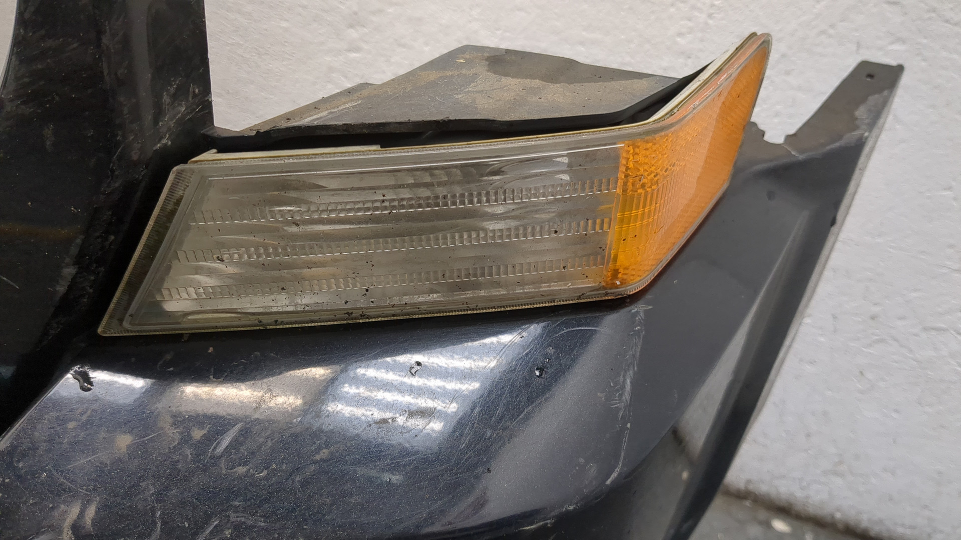 Бампер передний