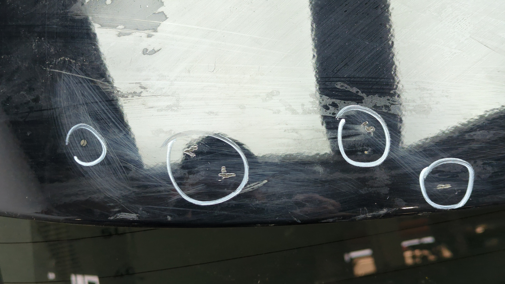 Дверь багажника