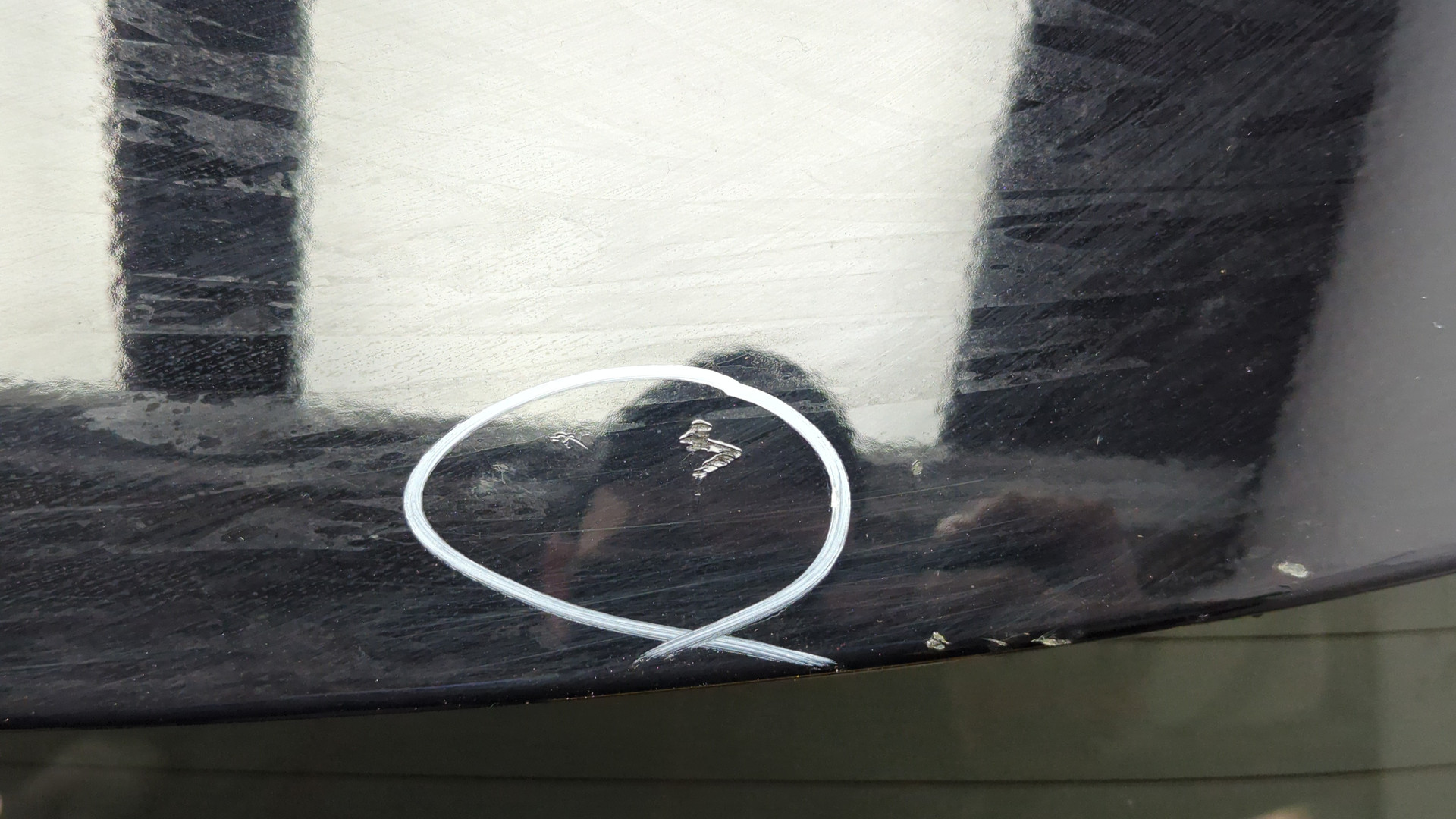 Дверь багажника